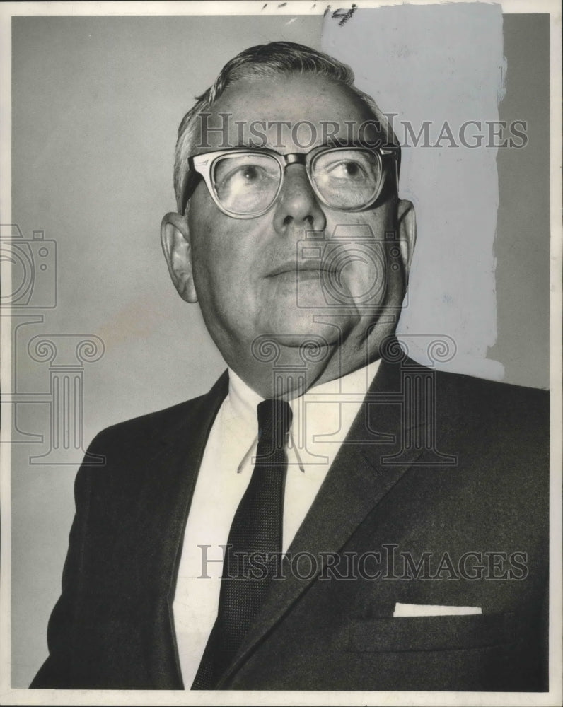 1966 Press Photo Walter Barnett, President New Orleans Citizen Housing Council- Historic Images