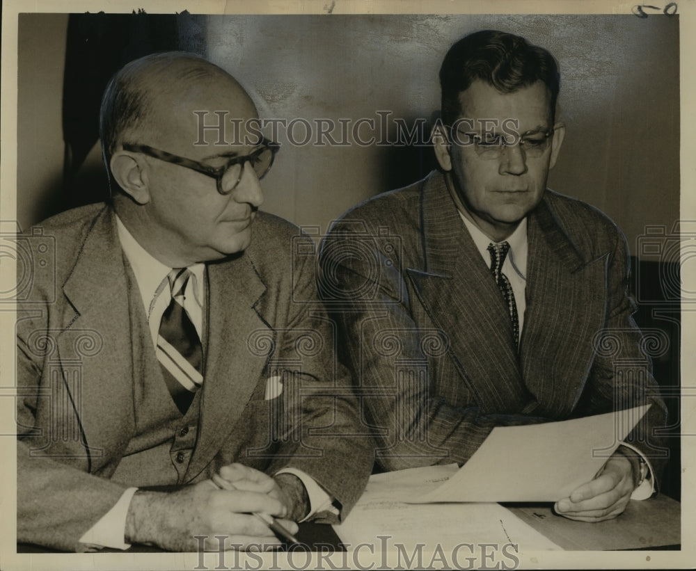 1949 Press Photo Retail Merchants Bureau - Earl Bartlett and George Carnes- Historic Images