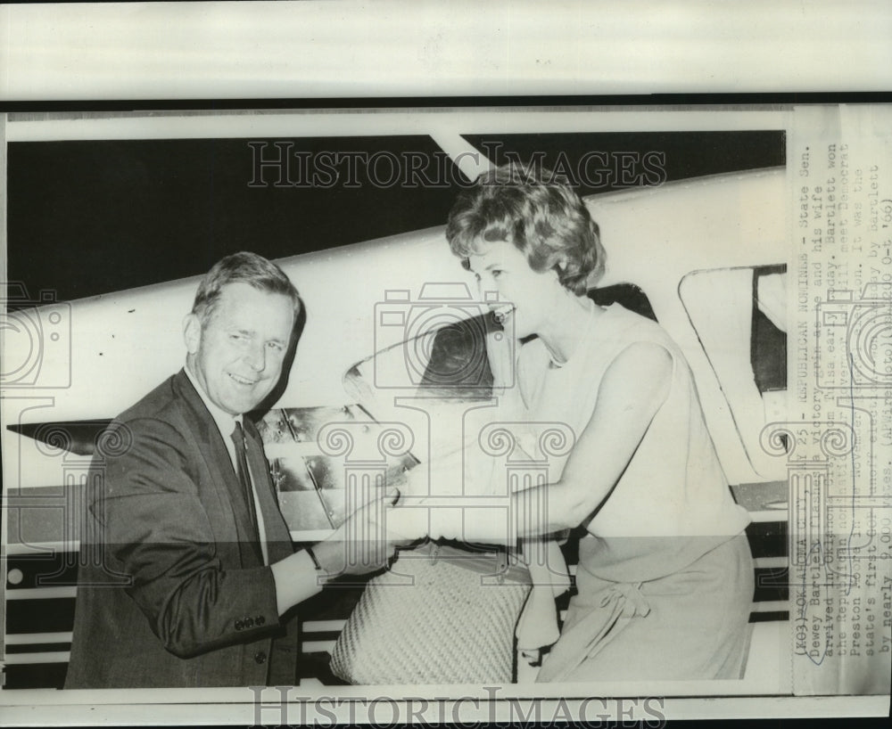 1966 Press Photo State Senator Dewey Bartlett and Wife Arrive in Oklahoma- Historic Images