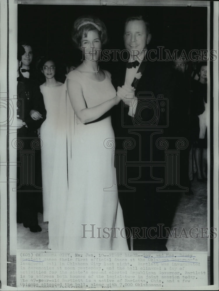 1967 Press Photo Oklahoma Governor and Mrs. Dewey Bartlett at Inaugural Ball- Historic Images