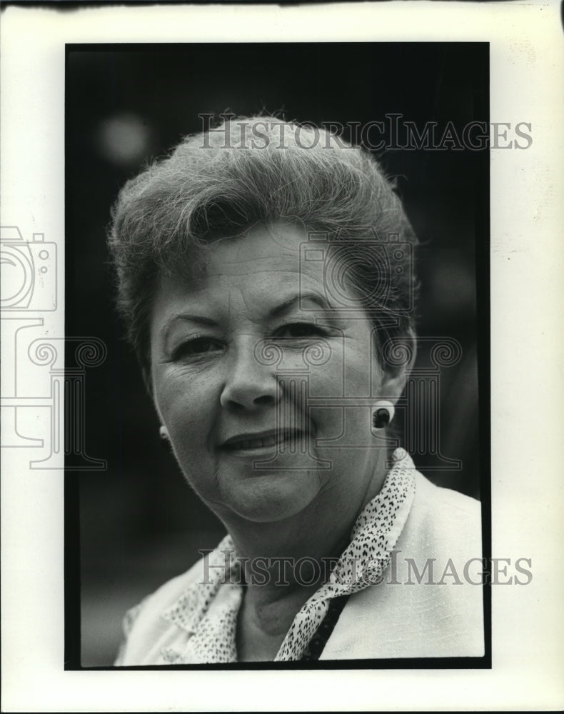 1966 Press Photo Marge Bariboult - Merrill Lynch/Touche Corp Ross Seminar