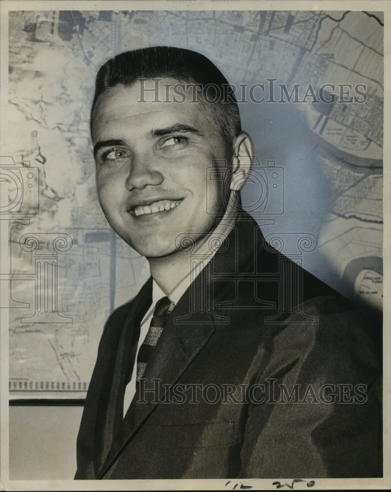 1963 Press Photo The Reverend Mr. Baringer, associate pastor of St. Matthew&#39;s- Historic Images