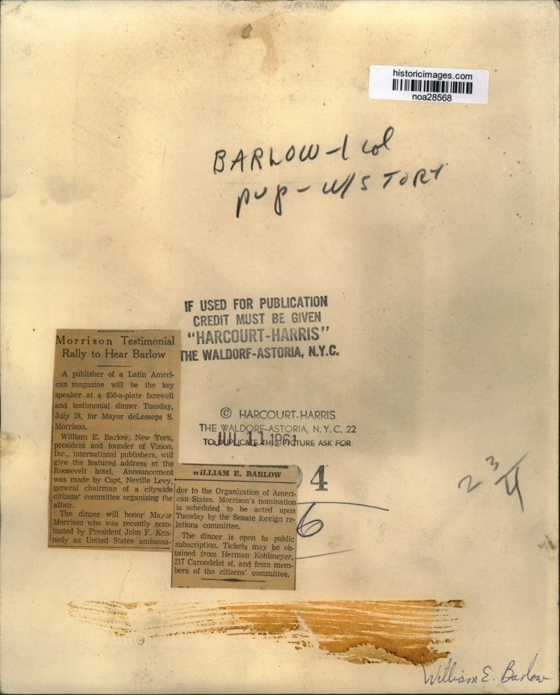 1961 Press Photo William E. Barlow, NY President & Founder of Vision Inc.