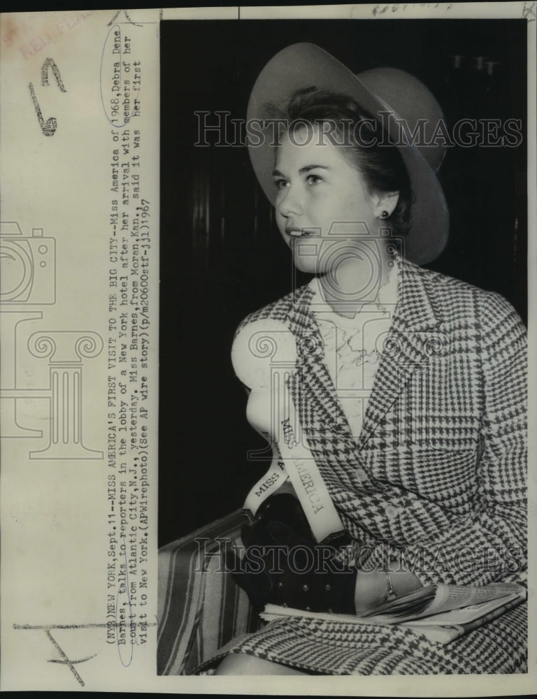 1967 Press Photo Miss America - Debra Dene Barnes Visits New York- Historic Images