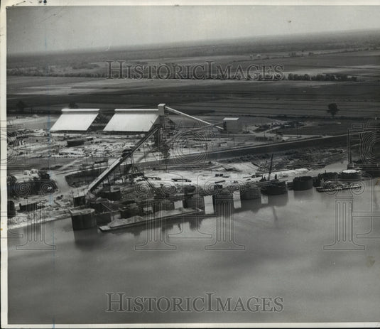 1958 Press Photo Bulk Marine Terminal Facilit Under Construction at Burnside