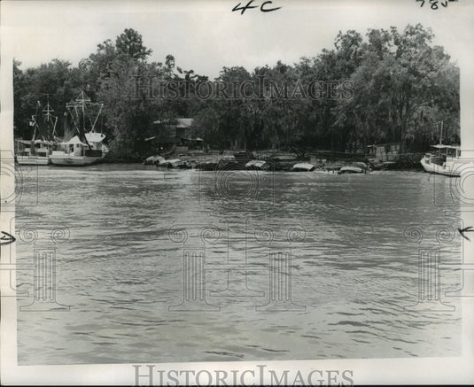 1970 Press Photo Bayou Barataria - Boats Moored on "Detroit Breakwater"- Historic Images