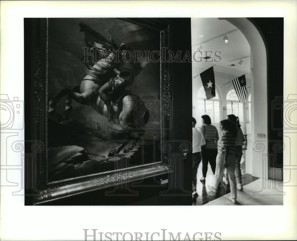  Press Photo Baton Rouge High School group pass Napoleon painting at Cabildo- Historic Images