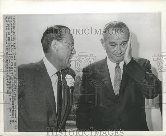 1965 Press Photo Prince Bernhard and President Johnson chat at the White House