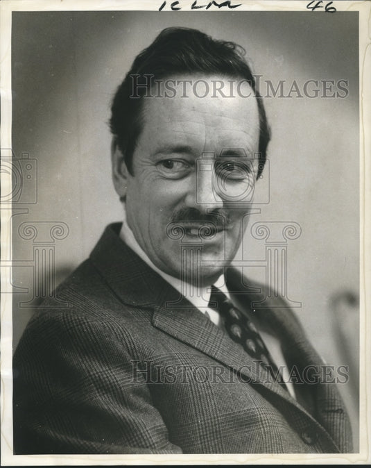1969 Press Photo J.D.W. Blyth, President of Canada Dry at Fontainbleau Hotel