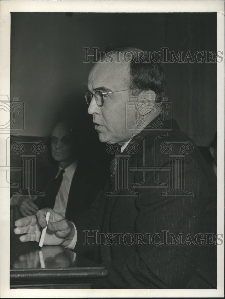 1943 Press Photo Governor A.G. Black of Farm Credit Administration - noa38568