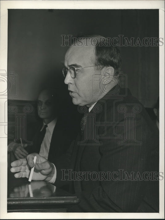 1943 Press Photo Governor A.G. Black of Farm Credit Administration - noa38568
