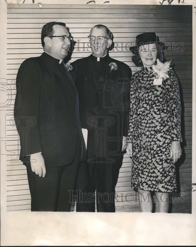 1967 Press Photo Msgr. Henry Bezou guest of honor at Council of Catholic Schools- Historic Images