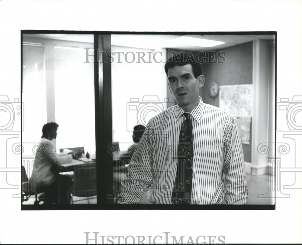  Press Photo Craig Bialy works for the Homeless Employment Liaison Program- Historic Images