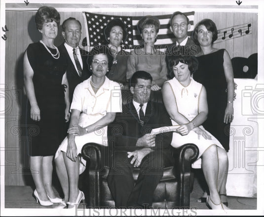 1967 Press Photo Parents of Westwego Summer Baseball participants with Director- Historic Images