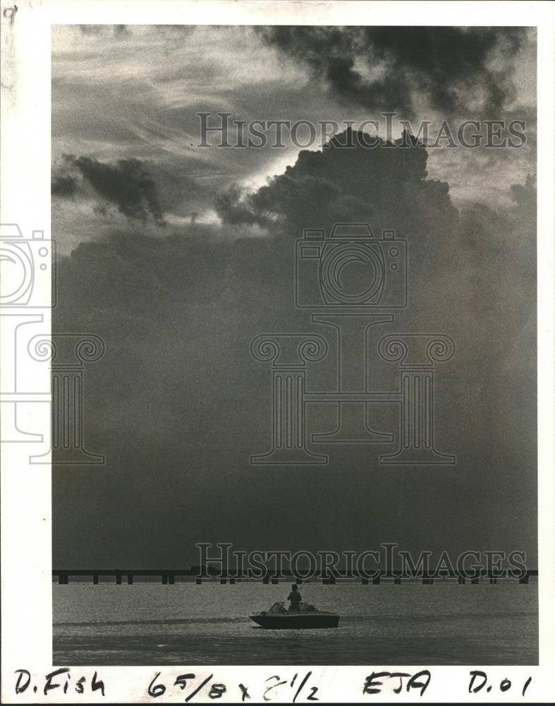  Press Photo Fisherman in a Boat at Bonnabel Boat Launch on Lake Pontchartrain- Historic Images