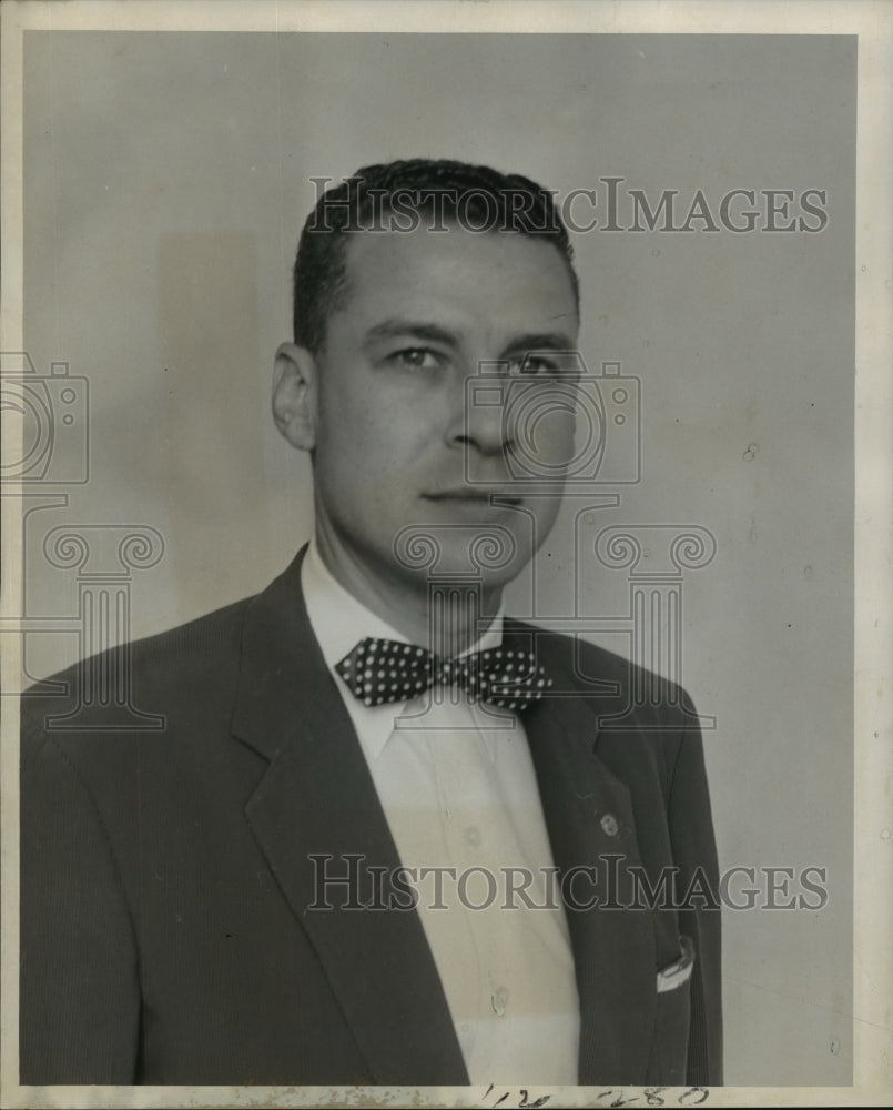 1957 Press Photo Fred S. Bowes of the W. B. Lions Club - noa43735