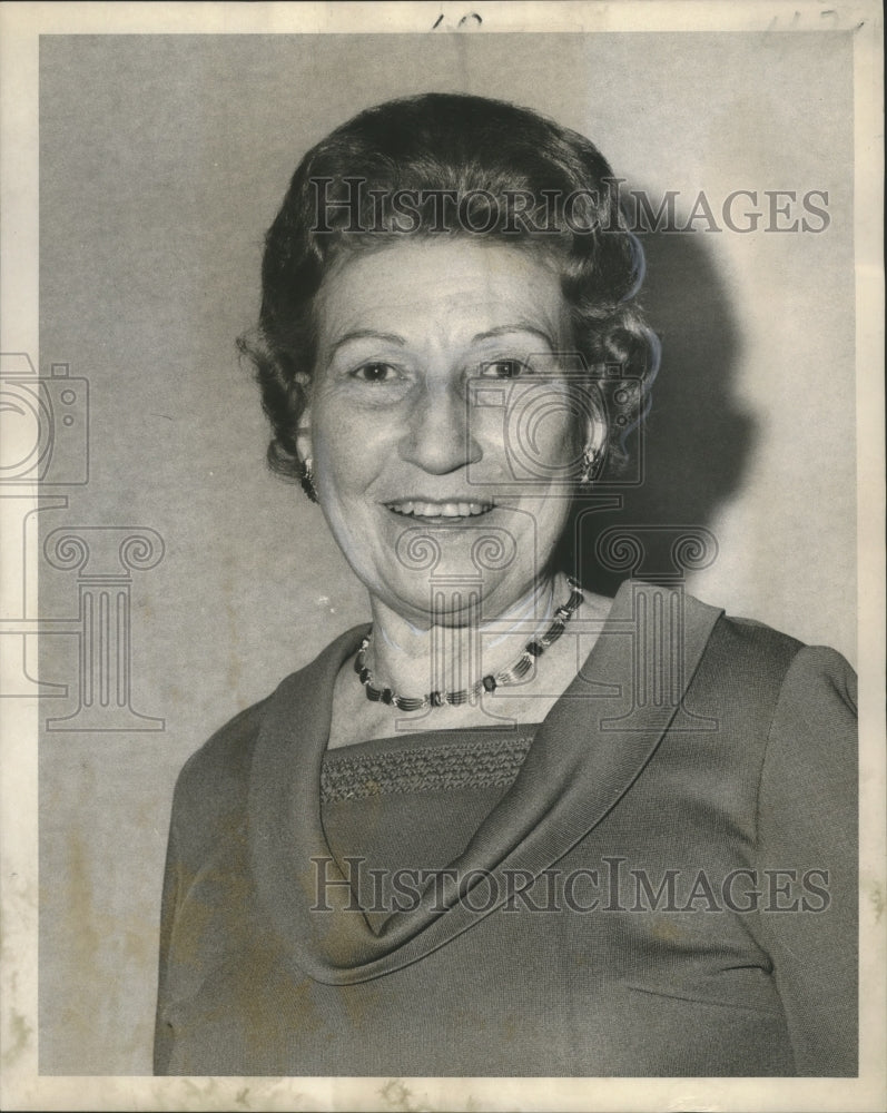 1968 Press Photo Charity Hospital Secretary Miss Madge M. Boudreaux Retires- Historic Images