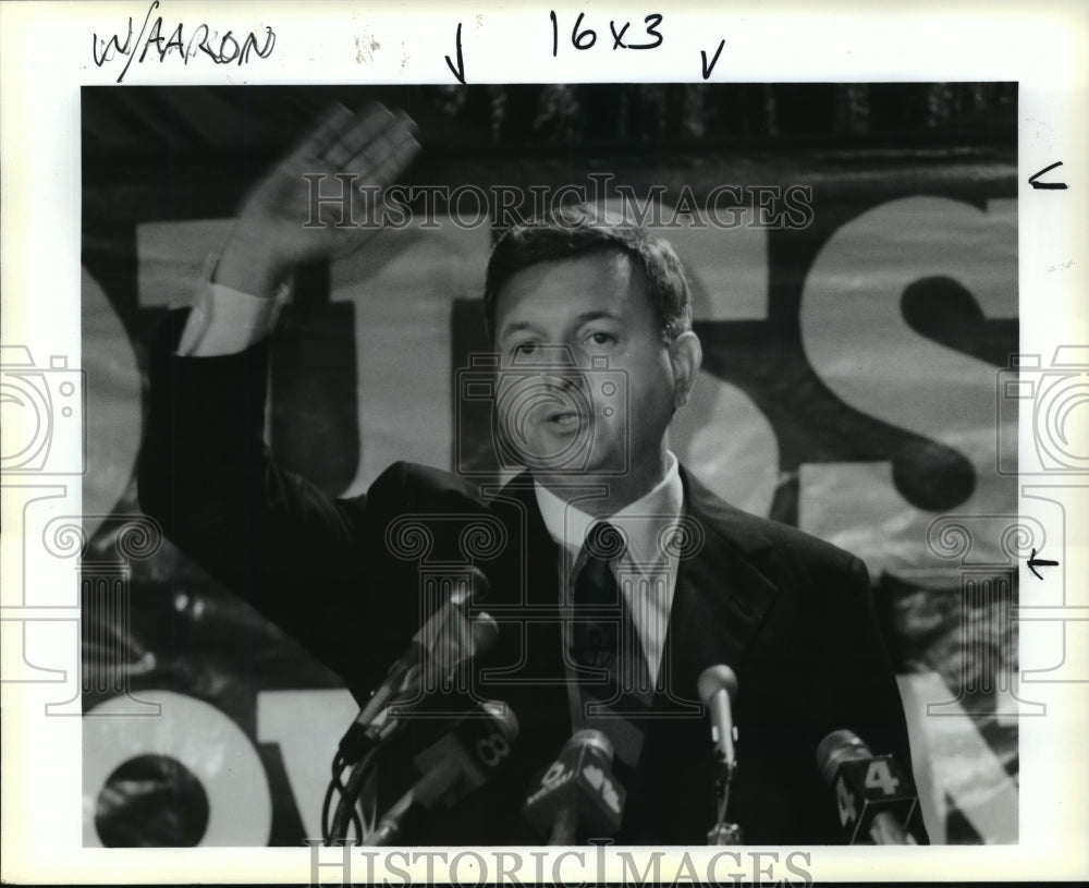 1990 Press Photo Kenner Mayor Aaron Broussard running for Governor of Louisiana- Historic Images