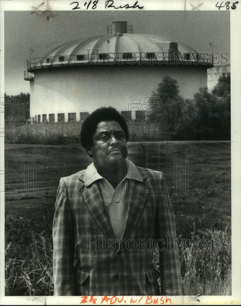  Press Photo Melvin Bush in Front of Sewer Tank- Historic Images