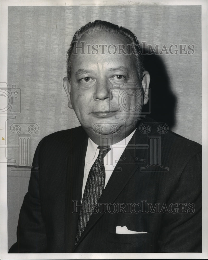 1969 Press Photo Frank J. Buesoher - Board Chairman of New Orleans Retailers- Historic Images