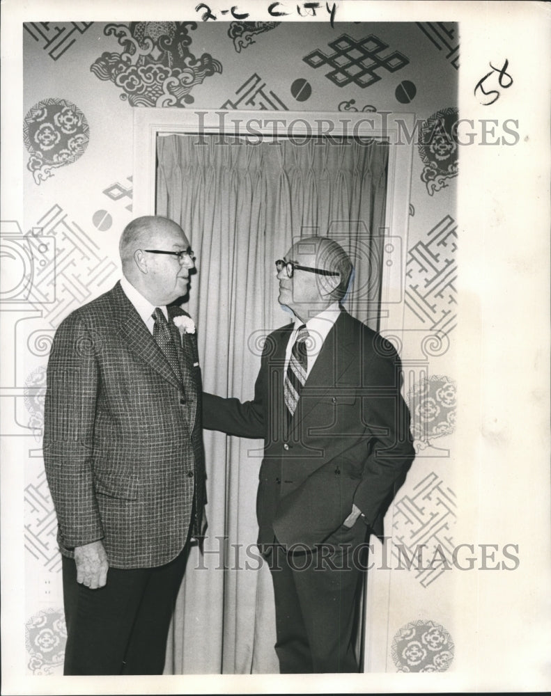  Press Photo Lt. Edward Burke, left and city official- Historic Images