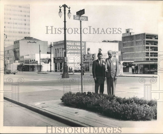1966 Press Photo Business men standing on median of Canal Street, New Orleans