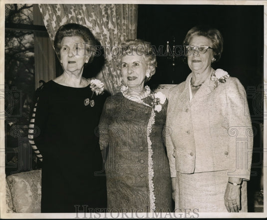 1968 Press Photo Mrs. William Helis, Mrs. Edwin W. Herbst, Mrs. Roger A. Cavaroc