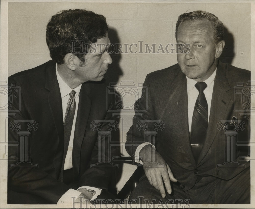 1969 Press Photo Loyola University - Allen Jacobs and Norman Cash, New Orleans