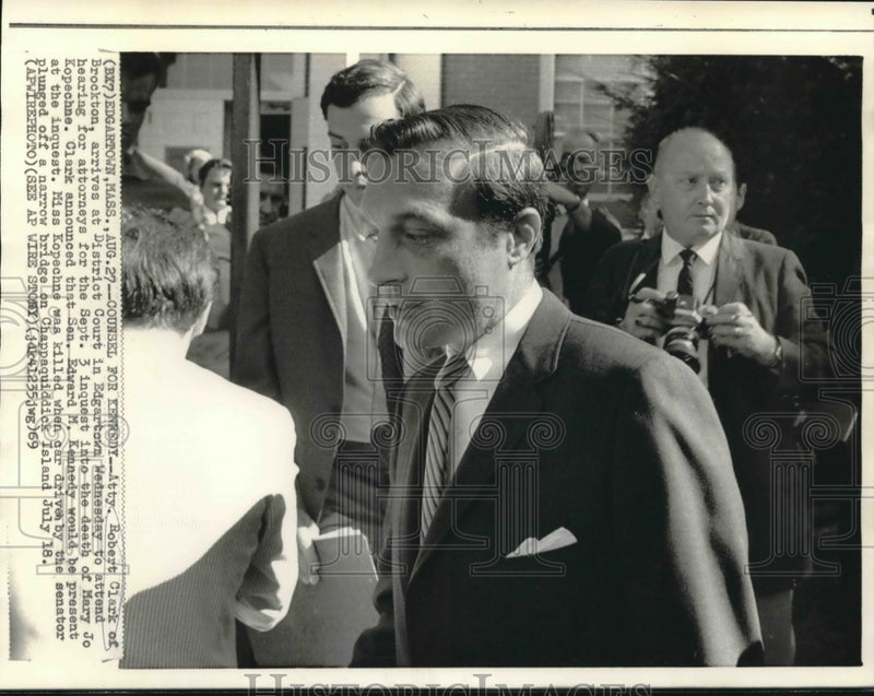 Load image into Gallery viewer, 1969 Press Photo Attorney Robert Clark attends Kopechne hearing for attorneys
