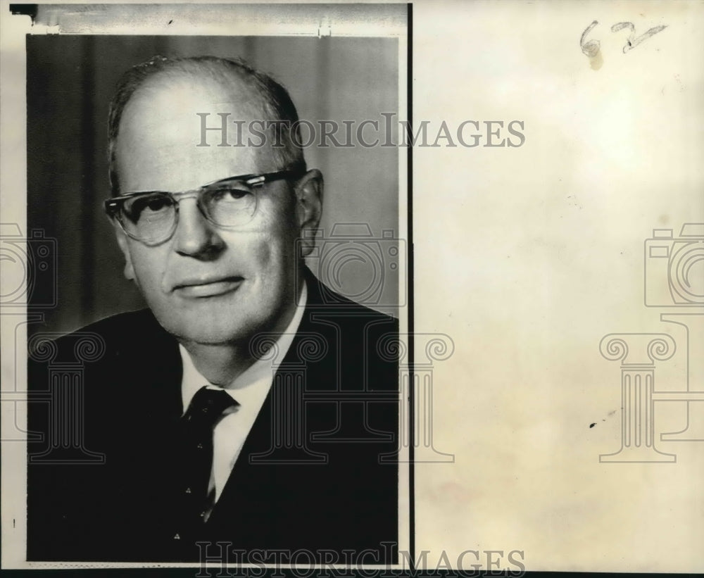 1971 Press Photo Norman Clapp, chairman of the board of the Weyerhaeuser Co. - Historic Images