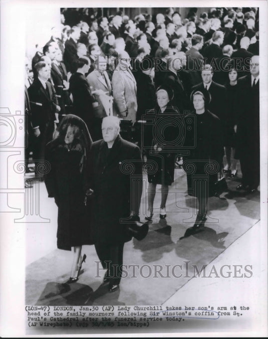 1965 Press Photo Lady Churchill with son at Sir Winston Churchill Funeral