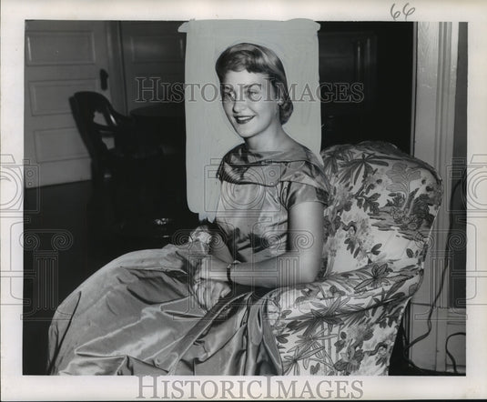 1957 Press Photo Lowee Carroll Collins - noa67915