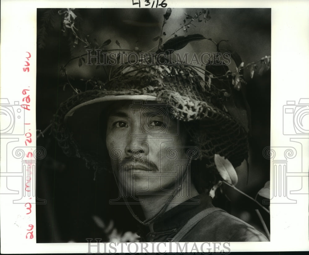 1985 Press Photo Actors dressed for "Flashbacks to Vietnam" filmed in City Park- Historic Images