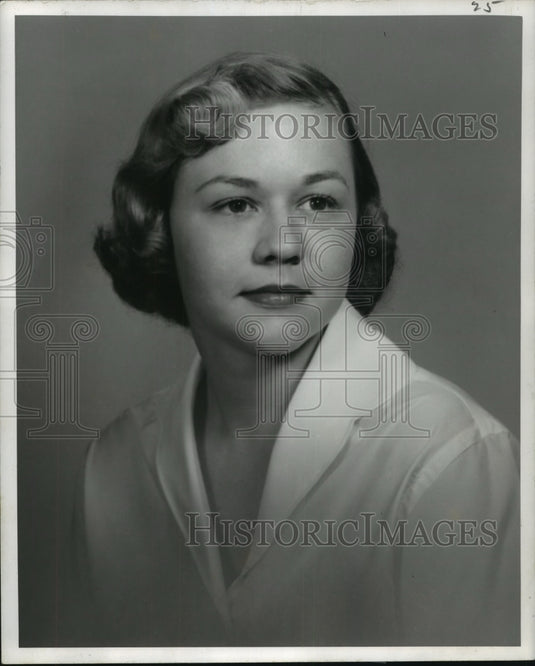 1958 Press Photo Miss Bonnie Rita Cocuzzi, Maid of the Krewe of Hermes Ball