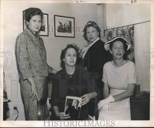 1959 Press Photo Women associated with Phi Delta Theta - Historic Images