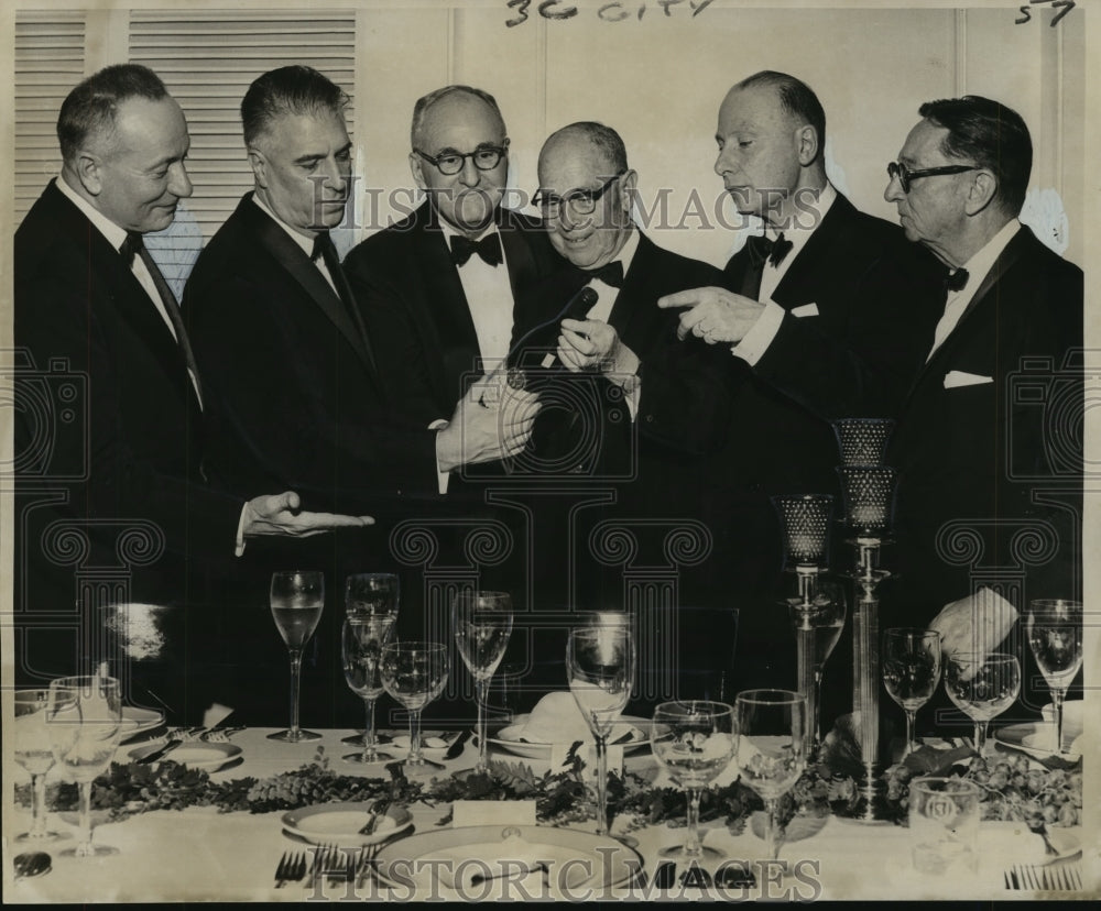 1966 Press Photo Members of the Confrere des Chevaliers du Tastevin - Historic Images