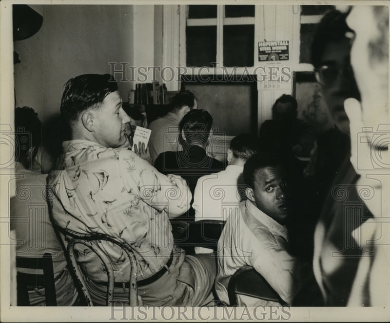 Load image into Gallery viewer, 1946 Press Photo Communist party activities in New Orleans - noa71674

