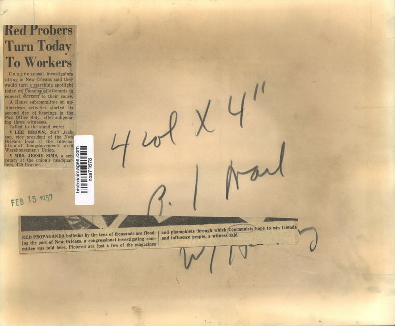 Load image into Gallery viewer, 1957 Press Photo Communists' propaganda materials in the port of New Orleans
