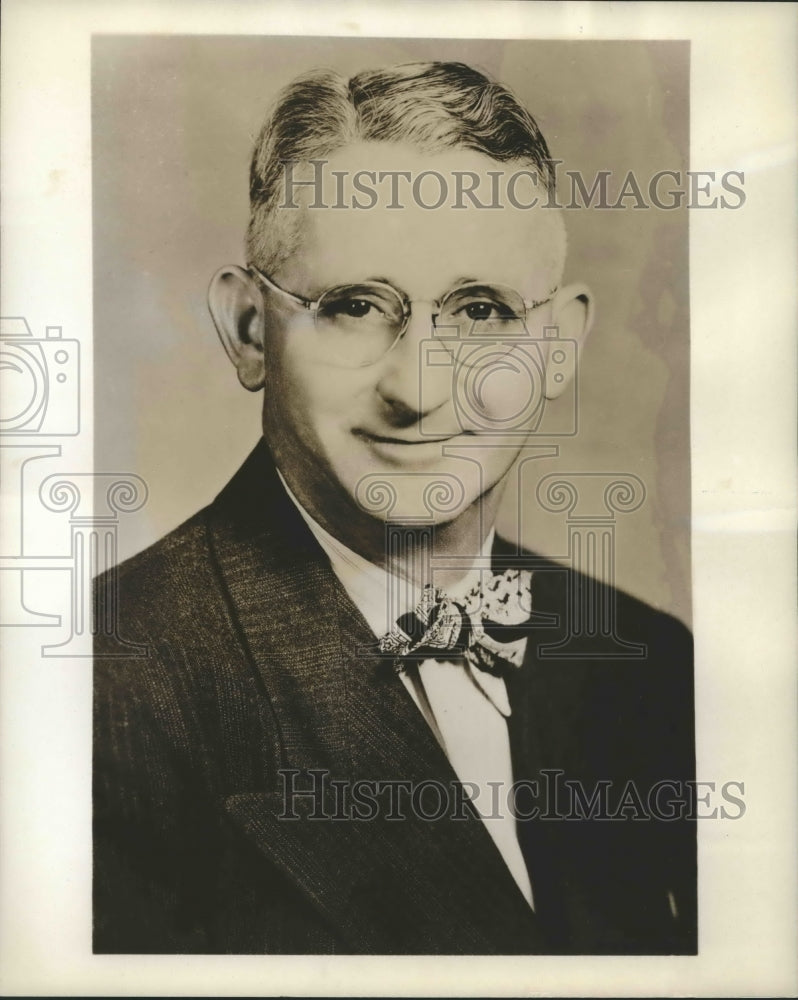 1951 Press Photo Robert S. Cooper, new Assistant Manager for Division 1