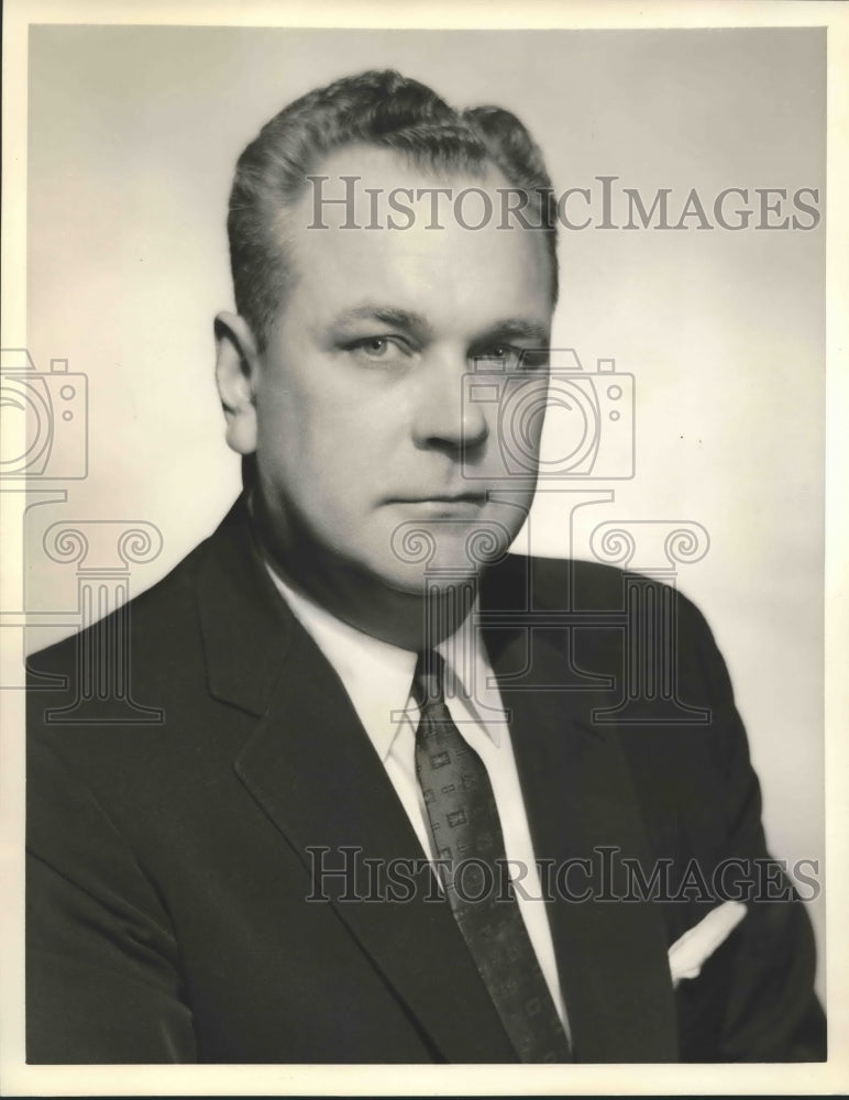  Press Photo Carroll Copps of Energy division of Olin Mathieson Chemical Corp.- Historic Images