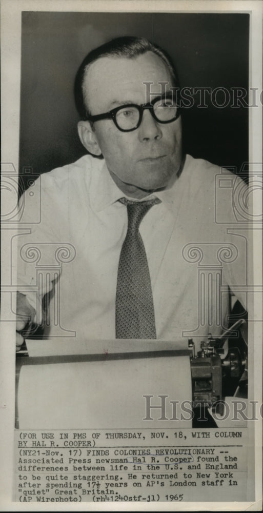 1965 Press Photo Associated Press newsman Hal R. Cooper returns to New York- Historic Images
