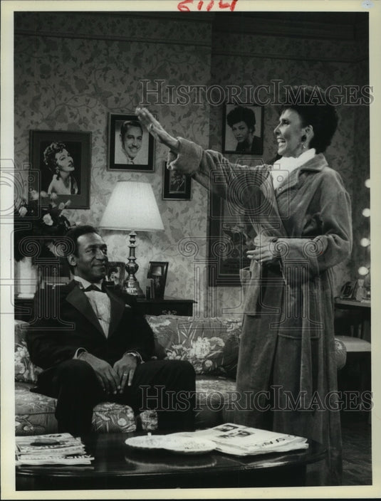 1985 Press Photo Bill Cosby and Lena Horne on "The Cosby Show"- Historic Images