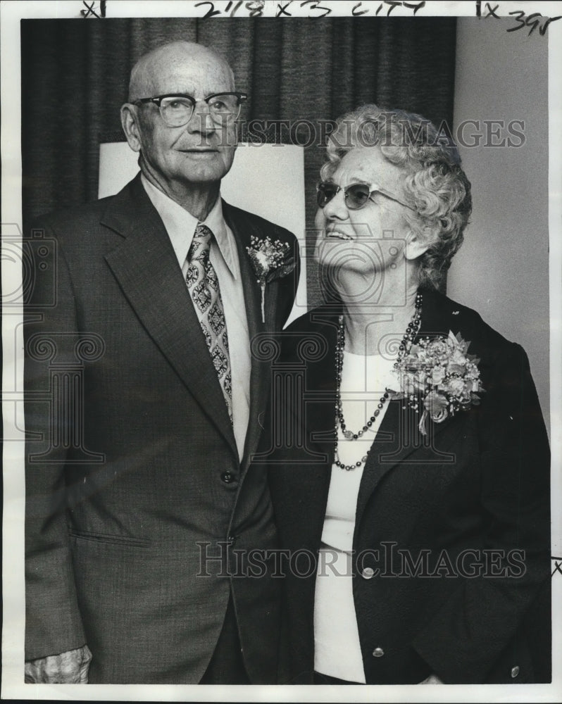 1976 Press Photo Mr. &amp; Mrs. John Cox of Chalmette celebrate 50th anniversary- Historic Images