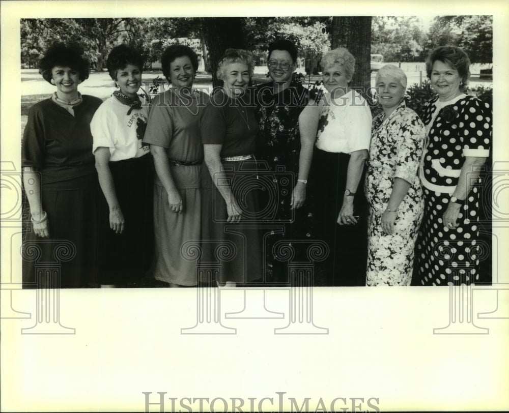 1990 Press Photo Penny Crawford and Slidell Heritage Green and Beautiful Members- Historic Images