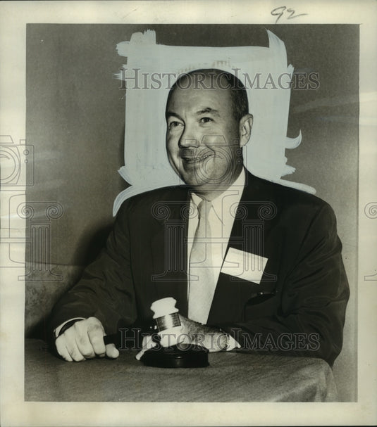 1954 Press Photo Robert Culver, president of the Consumer Bankers' Association- Historic Images