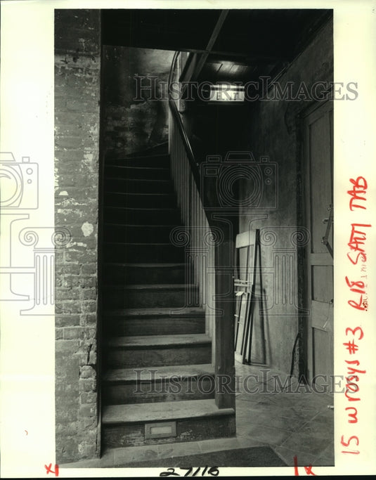  Press Photo Original stairwell inside Rosy's Restaurant- Historic Images