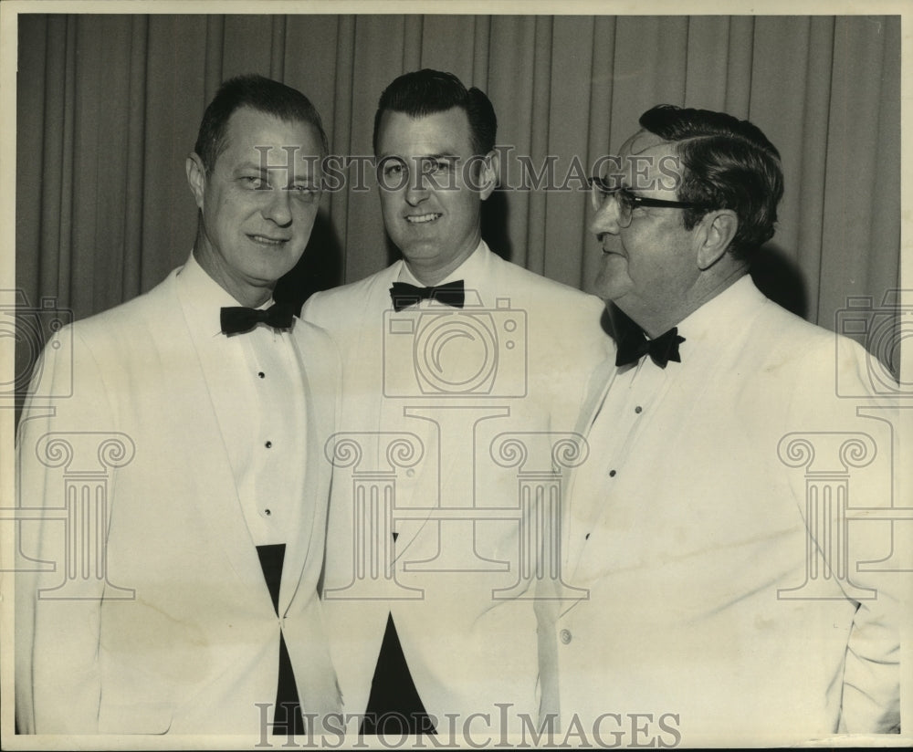1968 Press Photo Senator Michael O&#39;Keefe and others at Naval Architects event