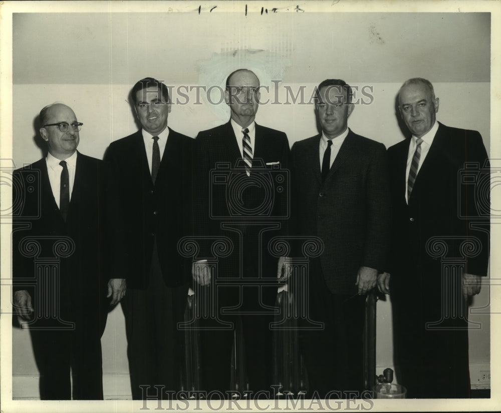 1962 Press Photo William Curry, Jr. and others. - noa82197
