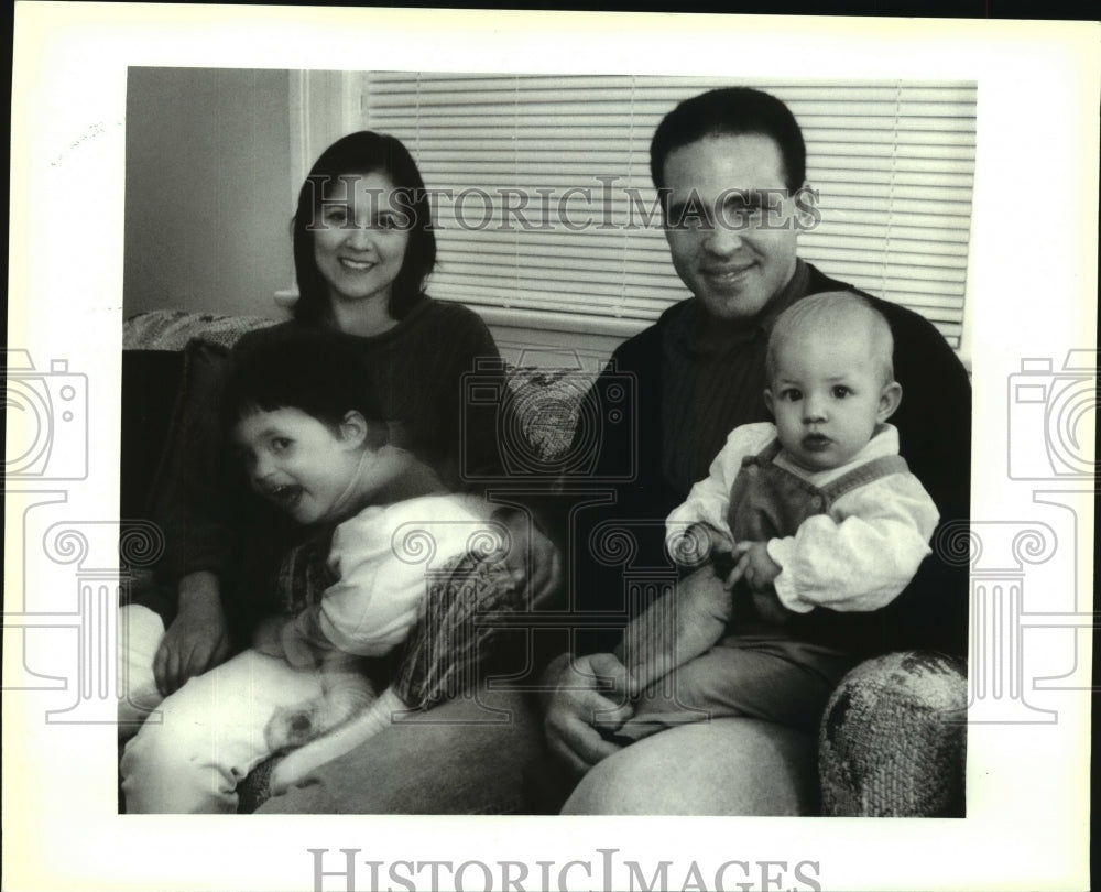  Press Photo Hank Bart and Wanda Solano, children Henry and Corine - New Orleans- Historic Images