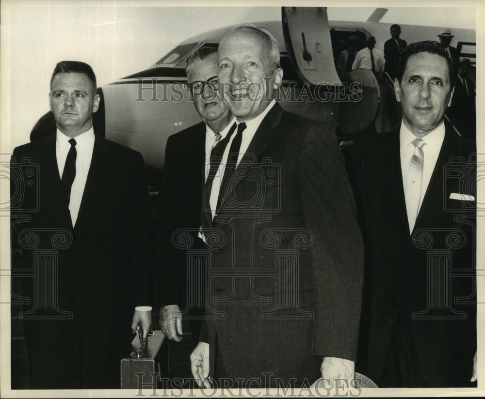 1963 Press Photo Postmaster General J.E. Edward Day and others at Moisant- Historic Images